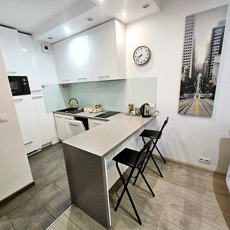 Extra Green Kabaty Apartament Nr 5 Warsaw Exterior photo